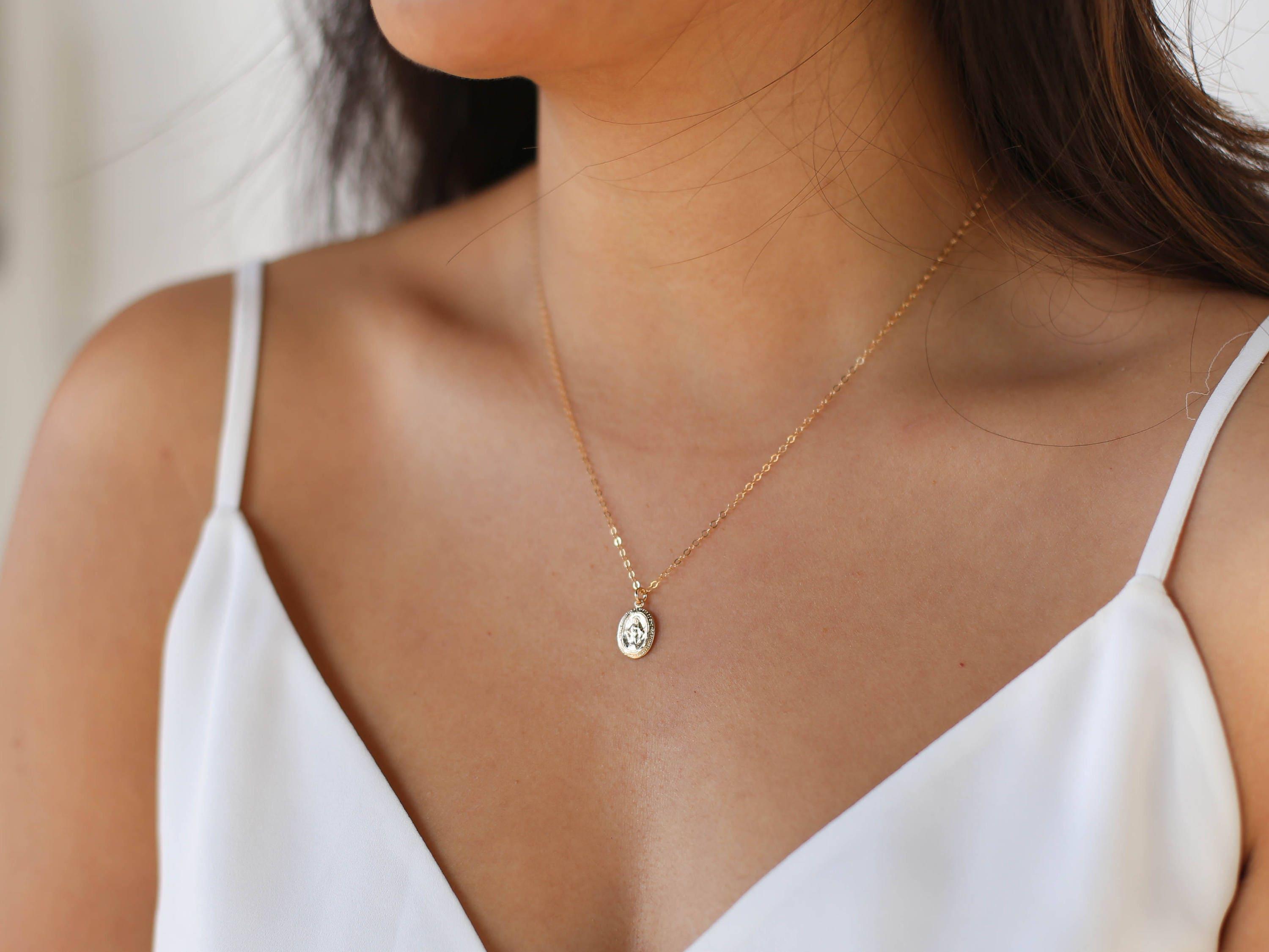 Caring for Your Gold Miraculous Medal Necklace: Tips ‍for Longevity