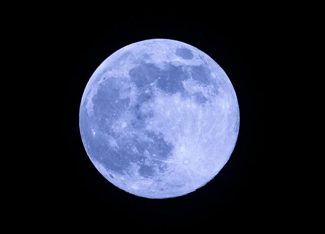 A Legacy of Adventure: The Moonwatch's Historic Journey
