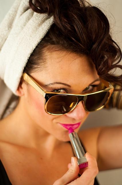 Finding Your ‌Perfect Nude: Skin Tones ‍and Undertones Considered