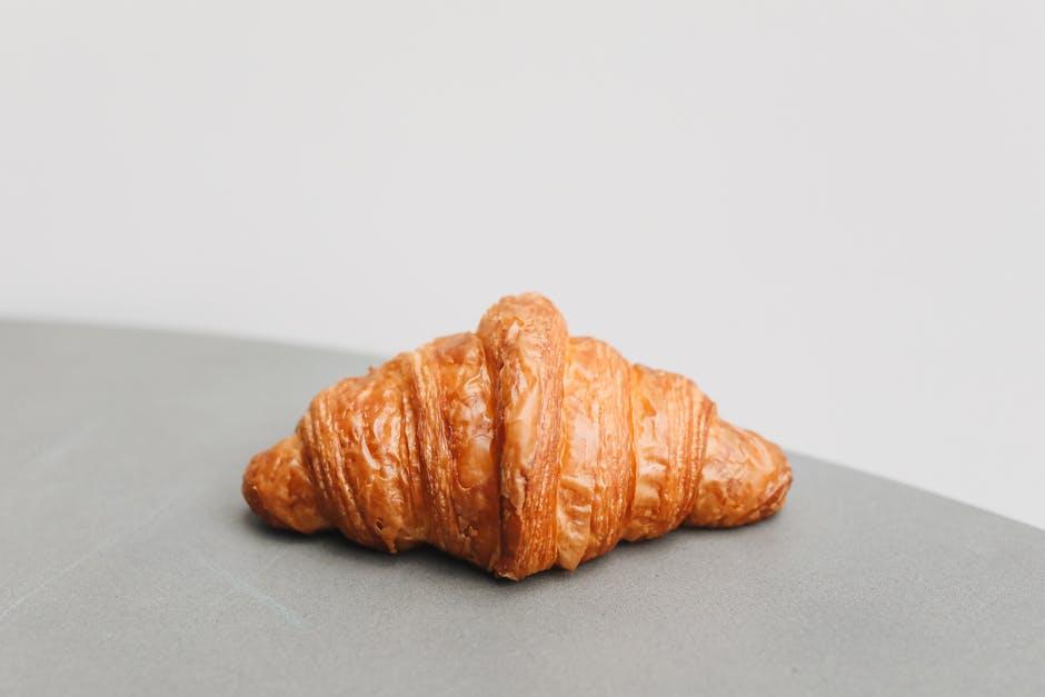 Exploring the Aesthetics of French Minimalism⁣ in⁢ Petit New Standard⁢ Jeans