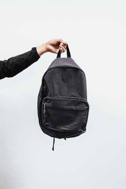 A ‍Weightless Touch: Experience the Lightweight Texture