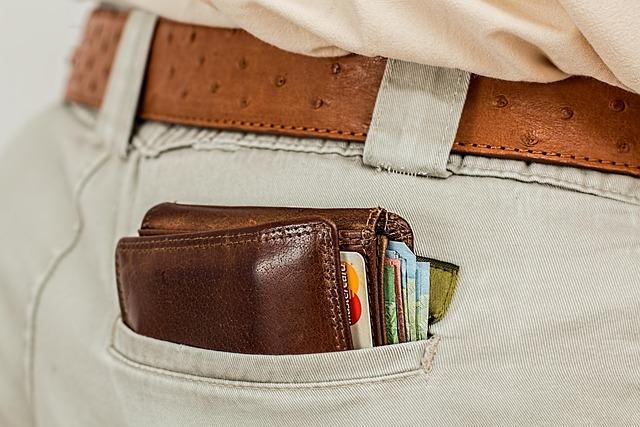 Exploring the Elegance of ​the​ Louis Vuitton Zippy XL Wallet