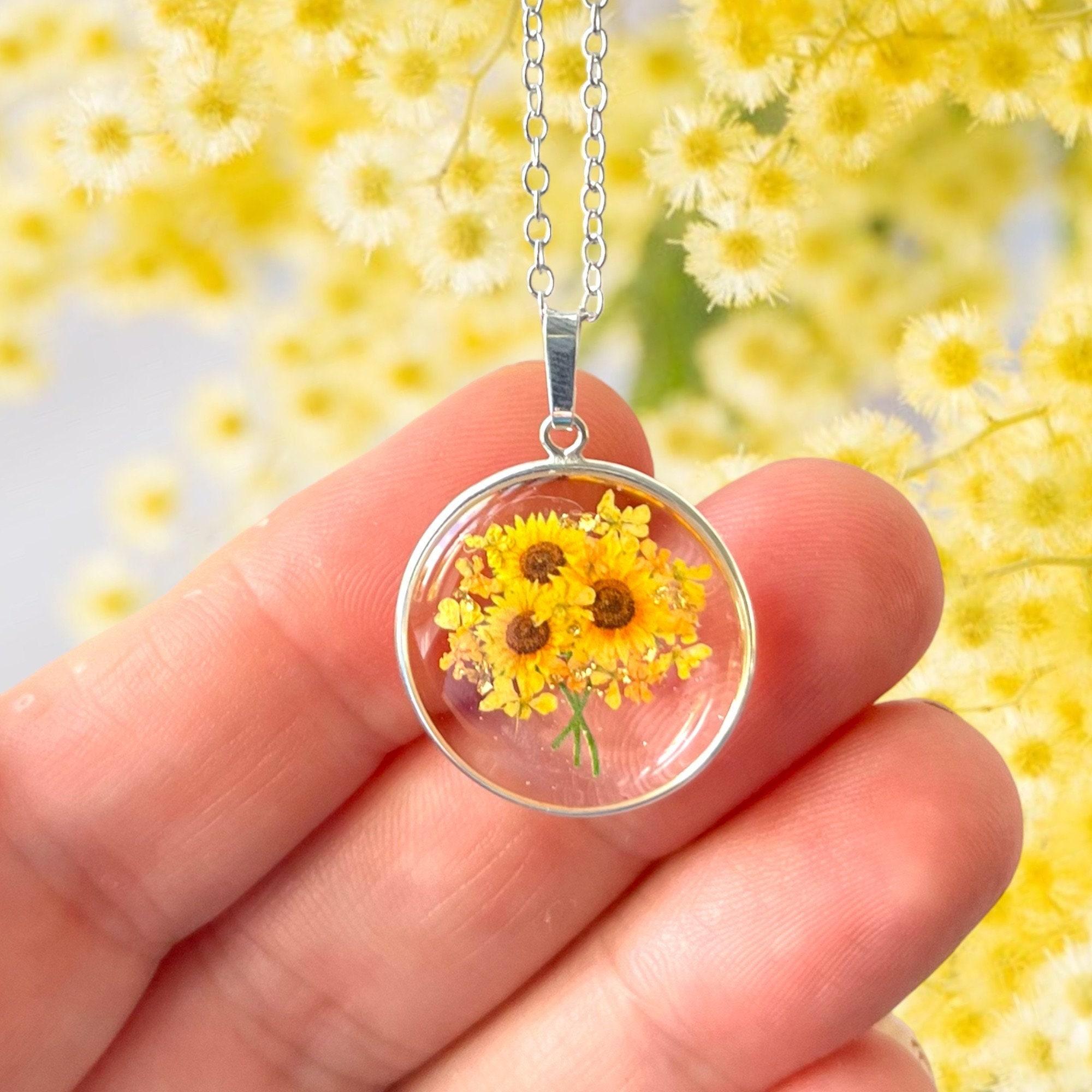 Choosing the Right Occasions to Shine with Sunflowers