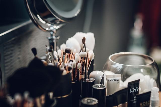 The Art ‌of Blending: ⁣Techniques for Flawless Application