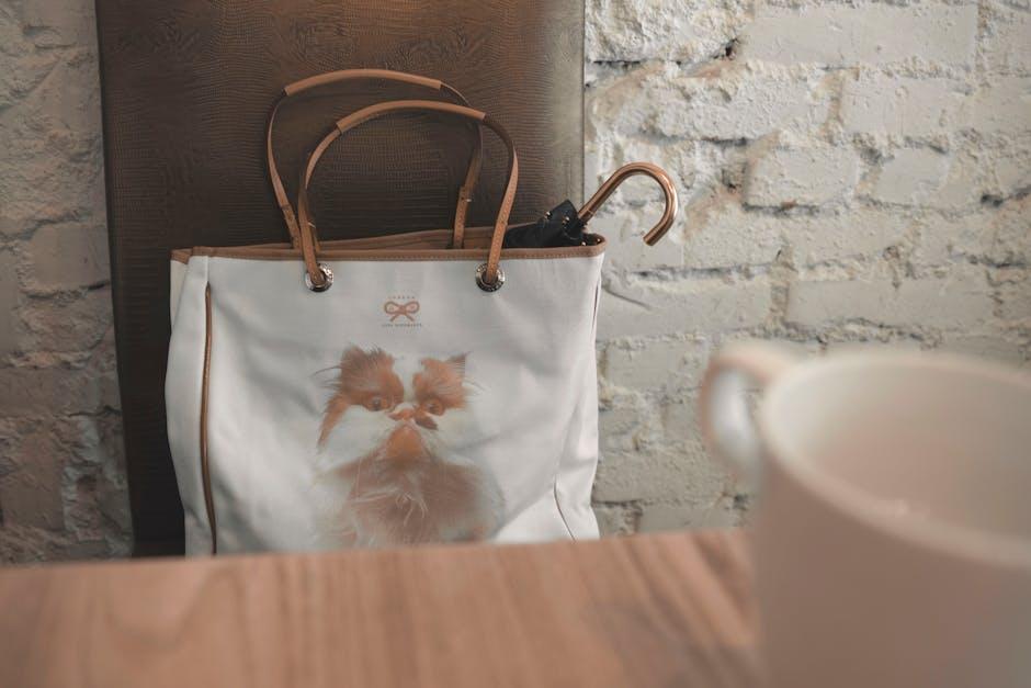 From​ Day to Night: ⁤Transitioning ‍Your Look with⁣ the​ Lanvin Cat Bag