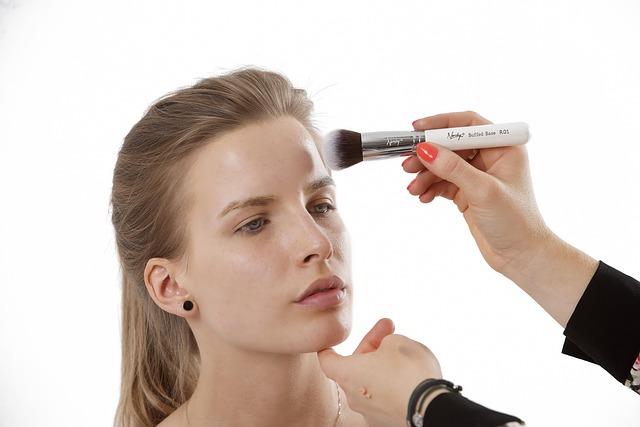 Expert Tips for Application and longevity of Your Foundation