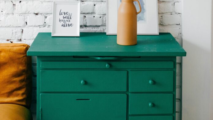 Creating Your Own DIY Perfume at Home