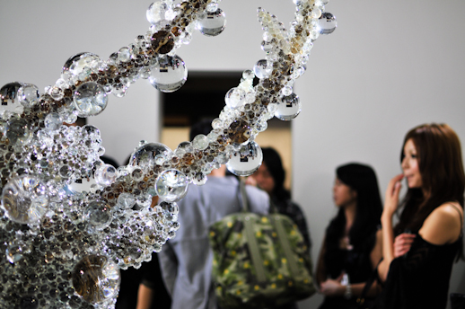 From Day to Night: Transforming Your Bag for Evening Events
