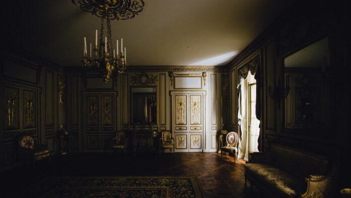 The Artistry of Haute Couture: Handcrafted Luxury for the Elite