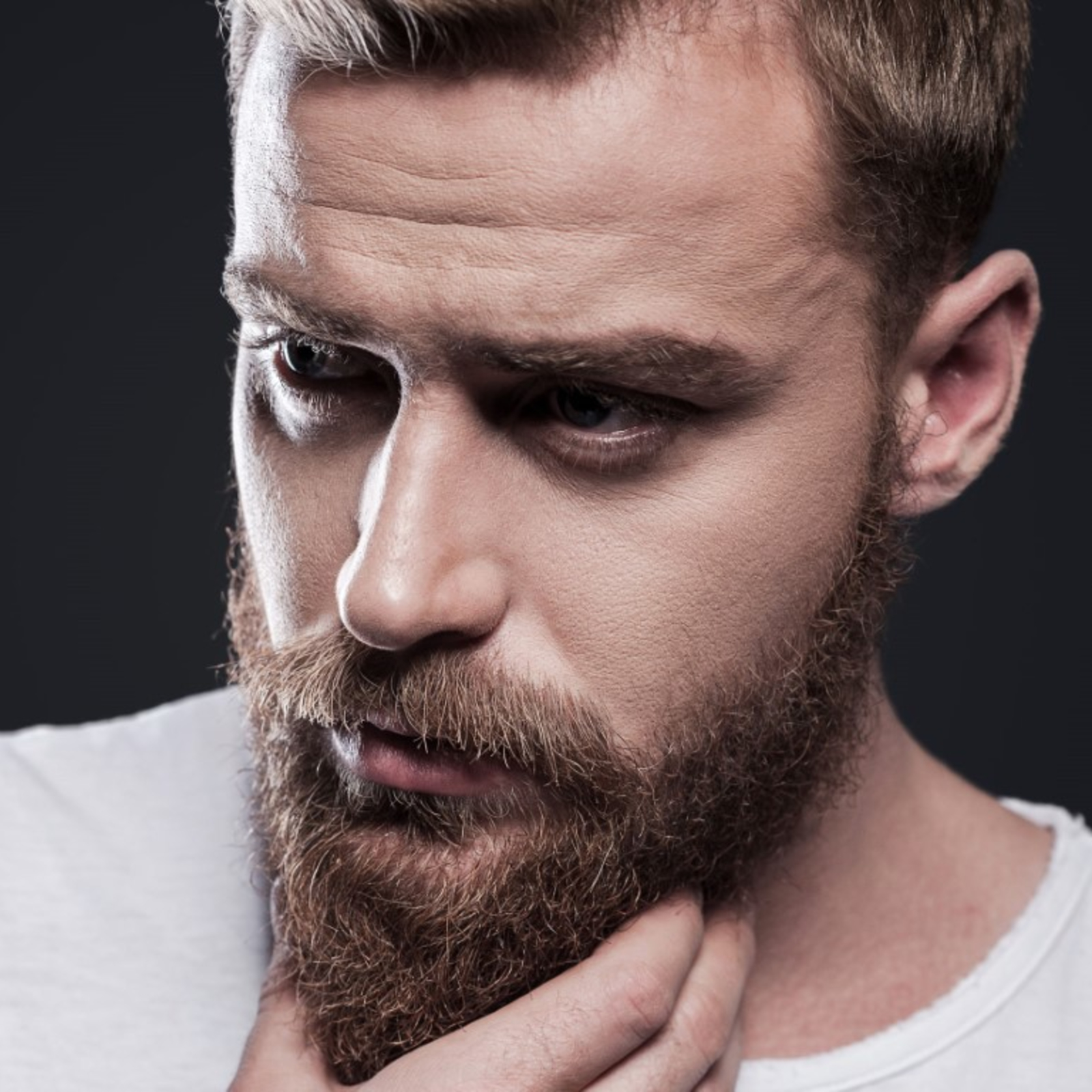 3. Mastering the Perfect Shape: ‍A Step-by-Step Guide to Shaping⁤ Your Beard