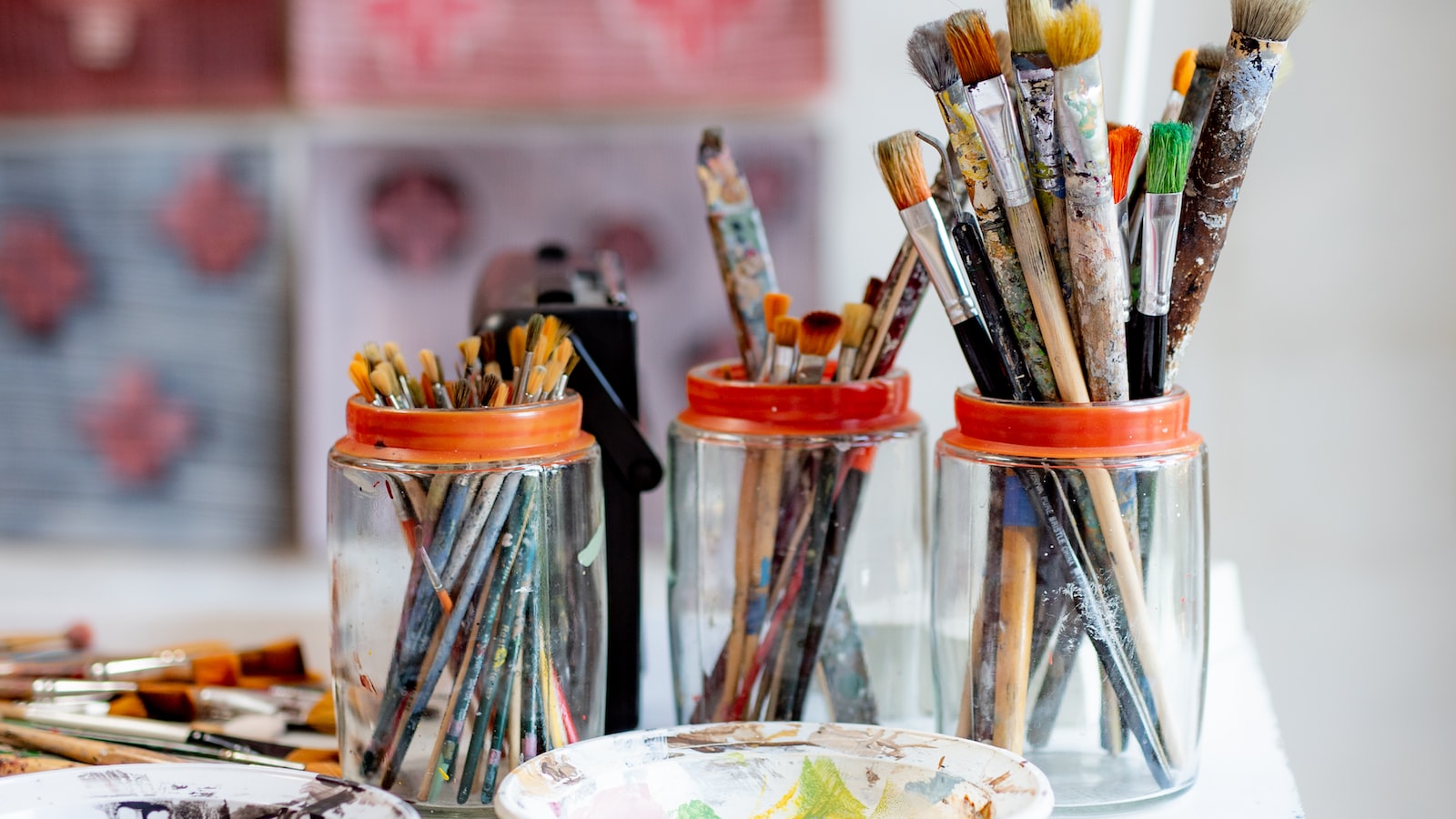 Exploring Versatility: How Sponges Elevate​ Your Makeup Application