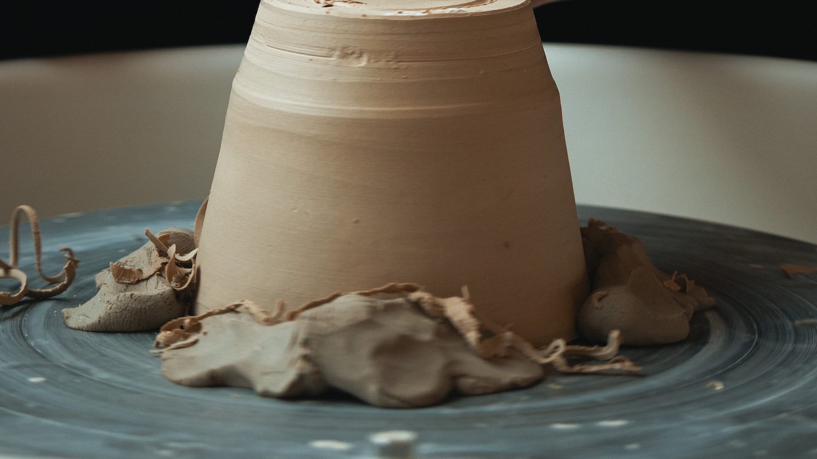 Unleashing Your Creativity: Steps to ⁤Craft a ⁣Customized Perfume at Home