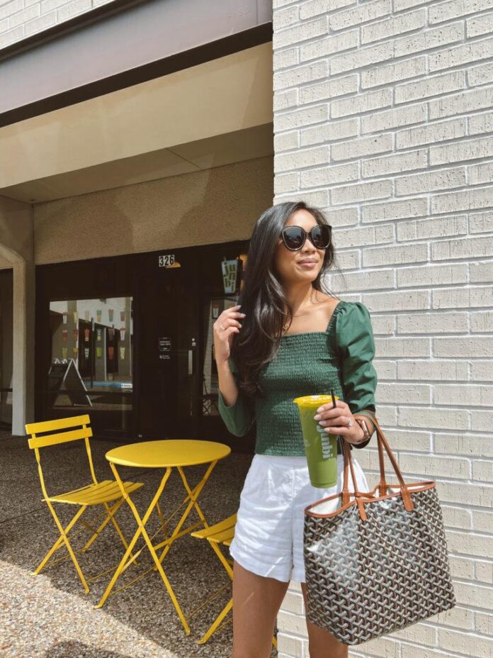 Goyard St. Louis Tote: The Understated Icon