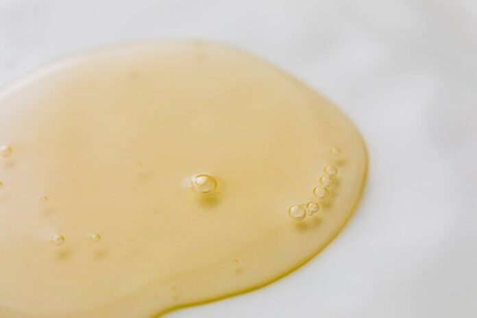 Saie Glowy Super Gel: A Multi-Tasking Luminizer for All Ages