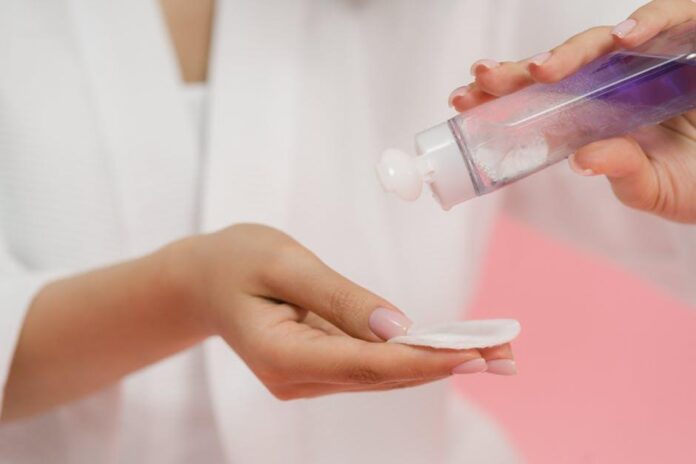 SkinFix Barrier+ Gel Cleanser: The Best Cleanser for a Compromised Skin Barrier?