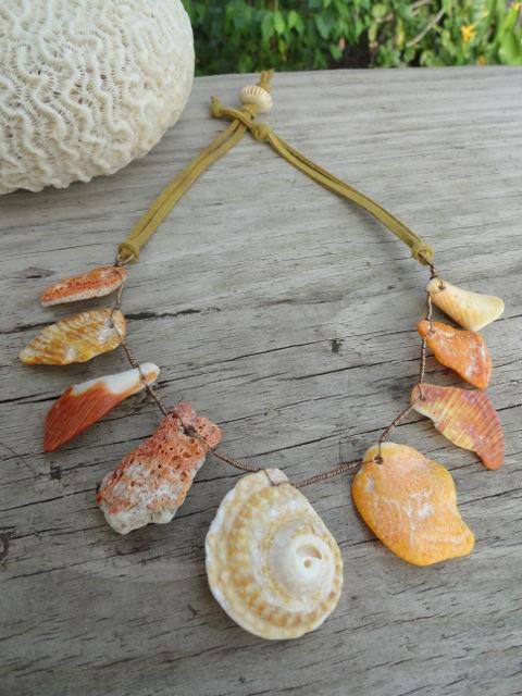 Shell and Pearl Jewelry Sets: Classic and Coastal for 2025